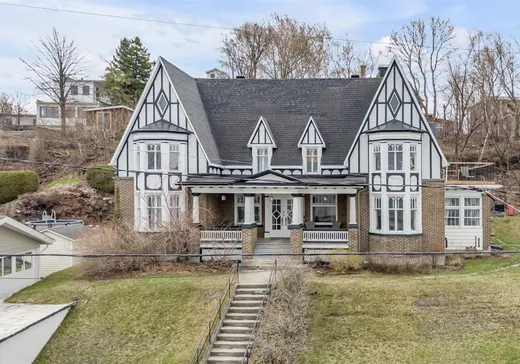 4-Plex à vendre - 14 Rue J.-K.-Laflamme, Lévis, G6V3P9