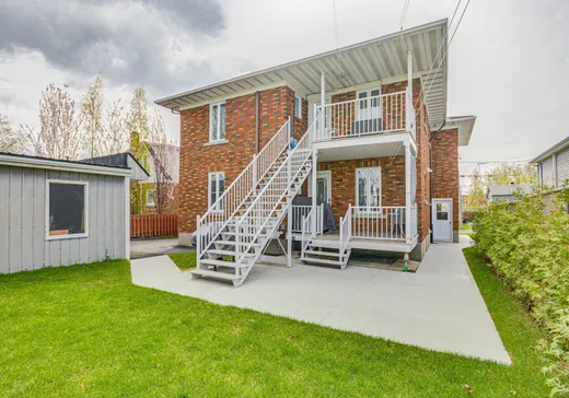 Duplex à vendre - 212-214 Rue St-Lambert, Salaberry-de-Valleyfield, J6T 1T9