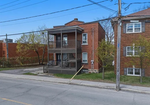 Duplex à vendre - 307-309 Rue St-Édouard, Drummondville, J2B 6C8