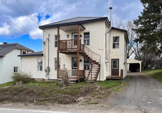 Duplex à vendre - 1175-1177 Rue St-Joseph, Asbestos, J0A1L0