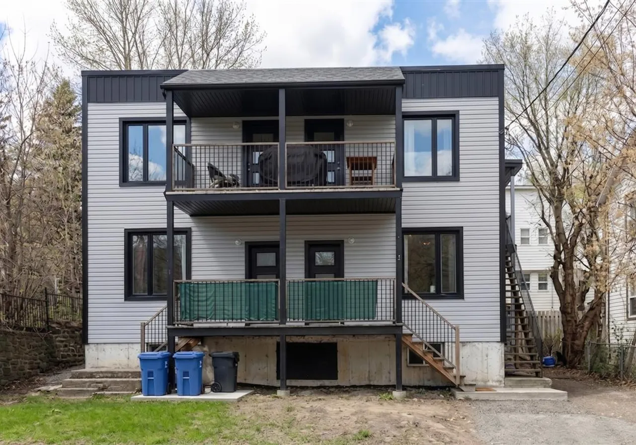 56-62 4e Avenue — photo 1