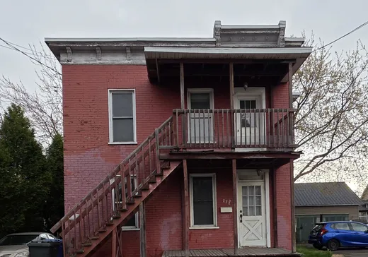 Duplex à vendre - 222-224 Rue McCarthy, Saint-Joseph-de-Sorel, J3R3N1