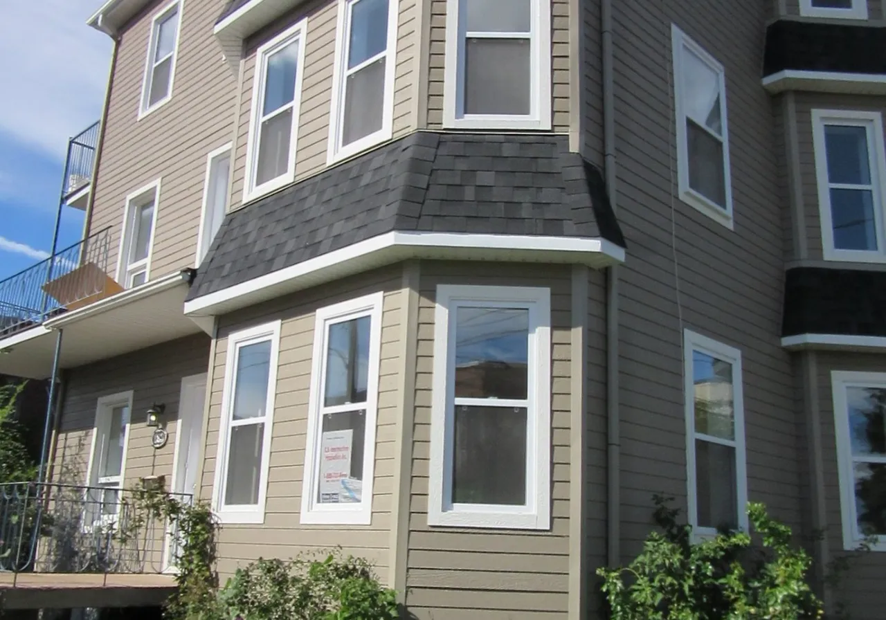 123-127 Rue St-Jacques — photo 1