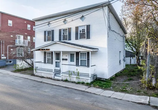 Duplex for Sale - 396-404 Rue Ste-Élisabeth, Jonquière, G8A 2P1