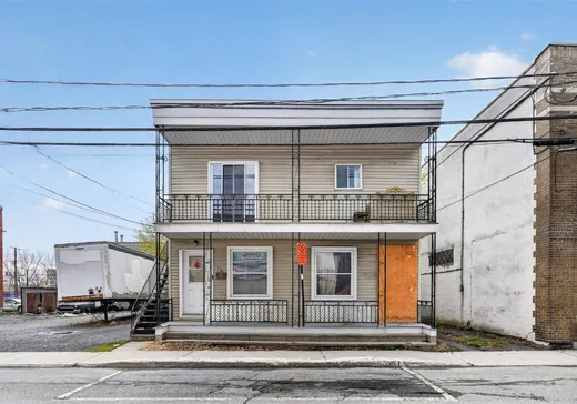 Triplex for Sale - 335-357 Av. St-Francois, Saint-Hyacinthe, J2S 5E7