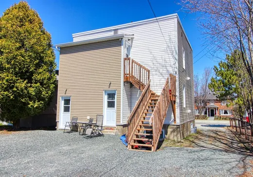 Triplex for Sale - 446-450 Rue Perreault E., Rouyn-Noranda, J9X 3C8