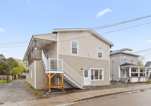 4-Plex à vendre - 10 Rue St-Jean-Baptiste, Gatineau, J8M1B4