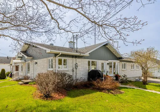 Duplex à vendre - 317Z Boul. du Centenaire, Saint-Basile, G0A 3G0