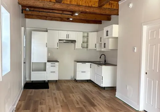 Triplex for Sale - 24 Rue St. John, Quyon, J0X 2V0