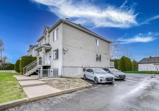 Triplex à vendre - 456-460 Rue Marie-C.-Daveluy, Boisbriand, J7G 3G8