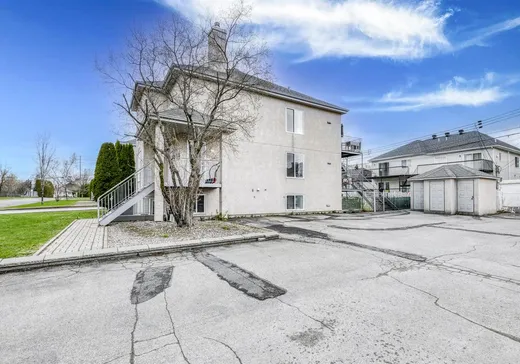 Triplex à vendre - 462-466 Rue Marie-C.-Daveluy, Boisbriand, J7G 3G8