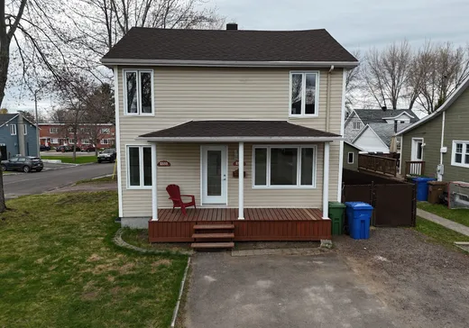Duplex à vendre - 2331-2333 Rue Lamarche, Saguenay, G7S 1M2