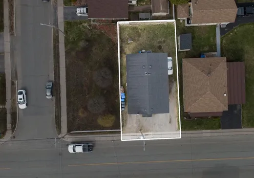 5-Plex à vendre - 1270 15e Rue, St-Mathieu-Du-Parc, G9T 3W9