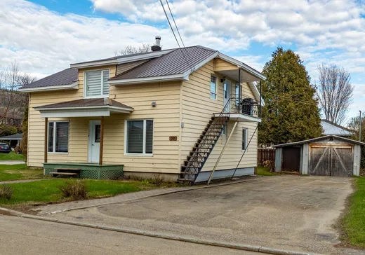 Duplex for Sale - 4 Rue du Capitaine, Baie-Saint-Paul, G3Z 1K4