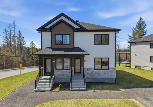 Duplex for Sale - 3611 Rue Maude-Abbott (3611-3613), Rock Forest-Saint-Élie-Deauville, J1N 2Z3