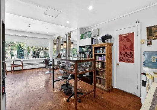 Triplex for Sale - 743-747 Av. Atwater, St-Henri (Montreal Island), H3J 2K3