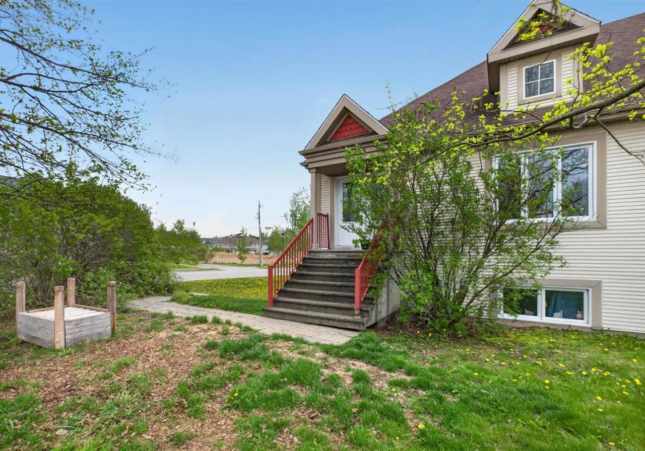1569-1575 Boul. Mi-Vallon — photo 2