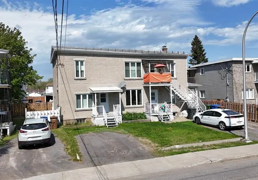 Triplex à vendre - 90-94 Rue St-Maurice N., Trois-Rivières, G8T 4T4