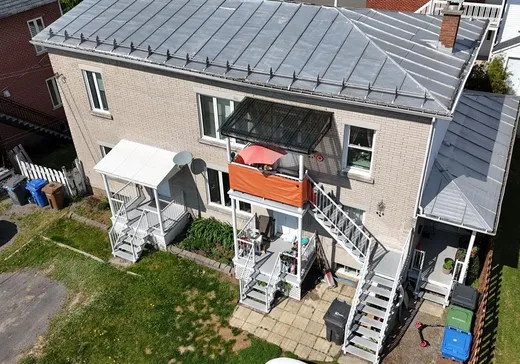 Triplex à vendre - 90-94 Rue St-Maurice N., Trois-Rivières, G8T 4T4
