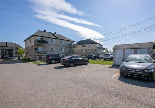 Triplex à vendre - 4221-4225 Rue Bertin, Laval (Vimont), H7W 0H4