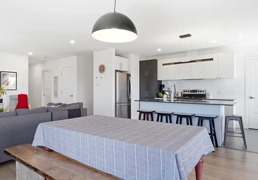 5-Plex à vendre - 80 Rue Haute-Rive, East Angus, J0B 1R0