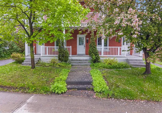 Triplex for Sale - 236-240 Rue Mont-Plaisant, Sherbrooke, J1E 2A4