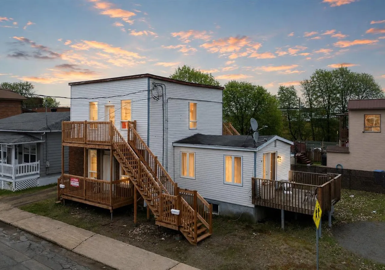 2532-2534 Av. St-Prosper — photo 1
