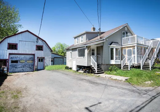 Duplex à vendre - 665-667 Rue du Lac, Saint-Hyacinthe, J0E 1Z0