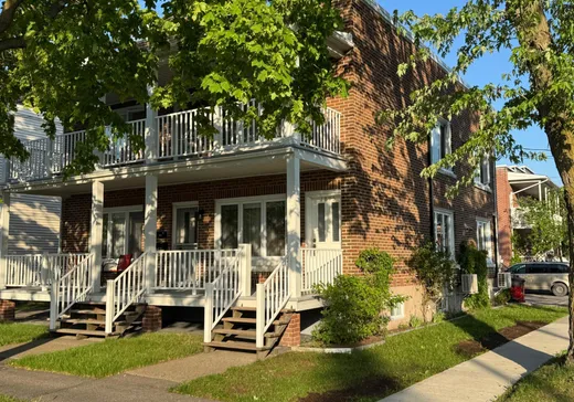 Triplex for sale - 1885-1895 Rue Papineau, Saint-Hyacinthe, J2S2B2