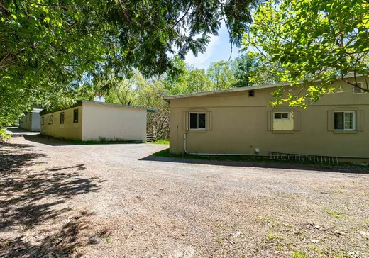 5-Plex à vendre - 250 Ch. de la Montagne, Saint-Sauveur, J0R 1K0