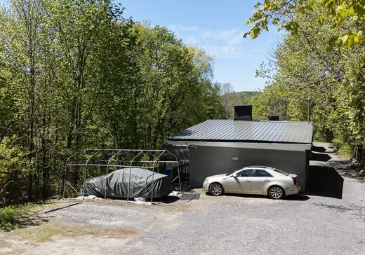 5-Plex à vendre - 250 Ch. de la Montagne, Saint-Sauveur, J0R 1K0