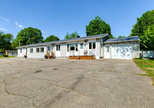 Duplex à vendre - 999-1001 Ch. Georges, Lavaltrie, J5T3R7