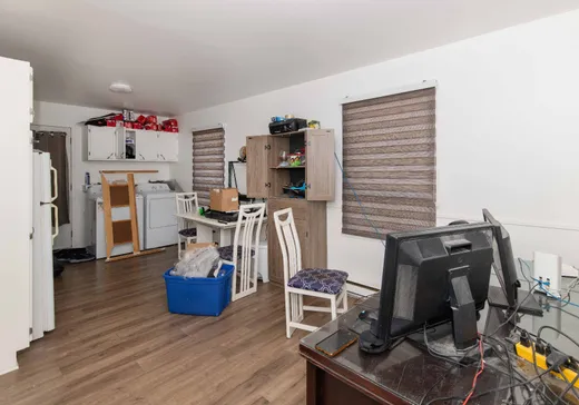 4-Plex à vendre - 124 Av. Champlain, Val-d'Or, J9P 2A8