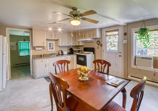 Triplex à vendre - 10-12C Rue des Hospitalières, Victoriaville, G6P 6N3