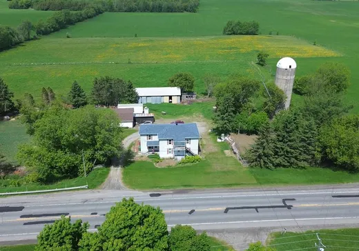 Duplex à vendre - 32Z-32AZ Route 116 O., Warwick, J0A 1M0