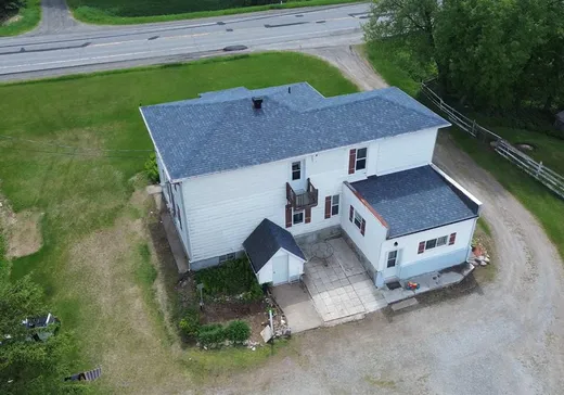 Duplex à vendre - 32Z-32AZ Route 116 O., Warwick, J0A 1M0