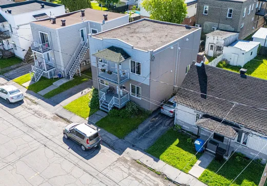 Duplex for Sale - 239-239A Rue Champlain, Salaberry-de-Valleyfield, J6T 1X8