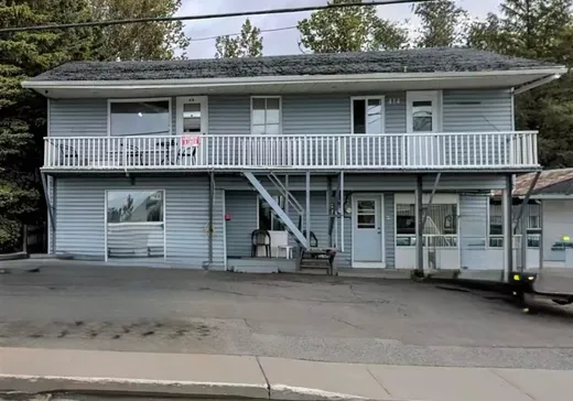 4-Plex à vendre - 410-416 Boul. Bona-Dussault, Saint-Marc-des-Carrières, G0A4B0