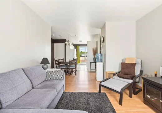 Duplex à vendre - 462-464 Rue Elmire, Lac-St-Charles, G3G 1R3