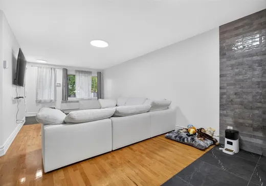 Triplex à vendre - 2808-2814 Rue Jacques-Hertel, Ville Emard (Île de Montréal), H4E 1S7