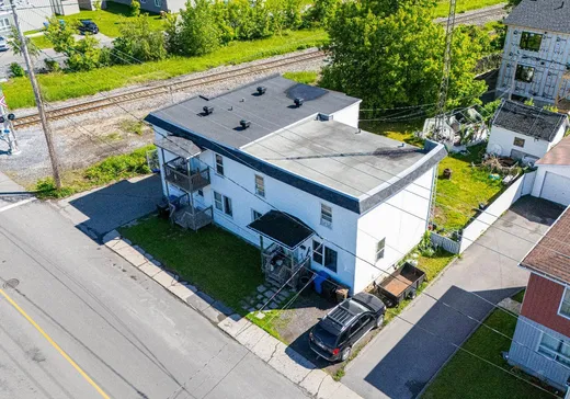 Triplex for Sale - 84-86A Rue Ellen, Salaberry-de-Valleyfield, J6S 3A6