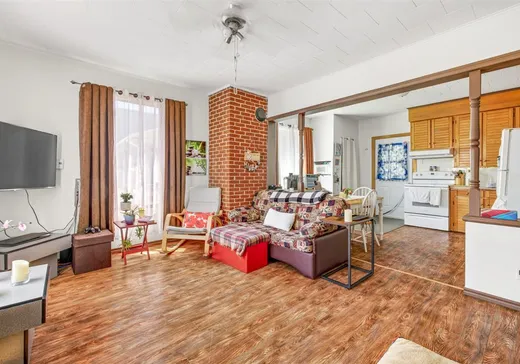 Triplex à vendre - 261-265 Rue St-Jacques, Ste-Thecle, G0X 3G0