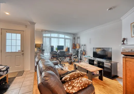 Triplex for Sale - 156-160 Rue des Pétunias, Sainte-Thérèse, J7E 5N8