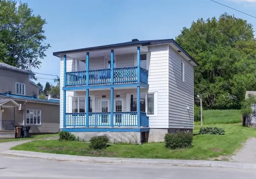 Duplex à vendre - 181-181A Rue Principale, Huberdeau, J0T1G0