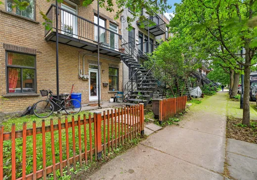 Triplex à vendre - 4606-4610 Rue Messier, Montréal (Plateau-Mont-Royal), H2H 2J1