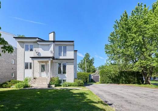 Triplex à vendre - 1-1B Rue Ouellette, Saint-Constant, J5A1K7