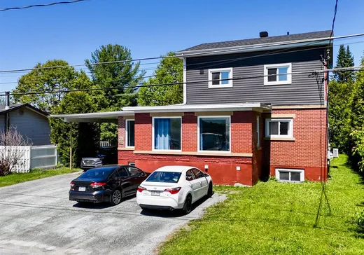 Triplex à vendre - 407-411 Rue Comeau, Magog, J1X 4B4