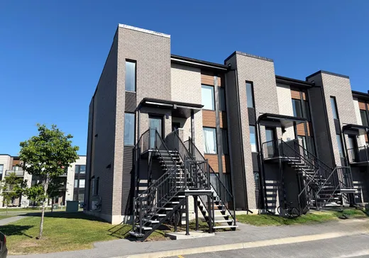 4-Plex for Sale - 300 Av. de l'Hippodrome, Gatineau, J9H 0L5