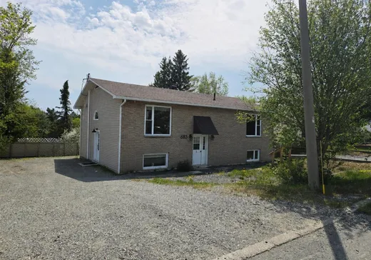 Duplex à vendre - 683 Av. Dallaire, Rouyn-Noranda, J9X5X1