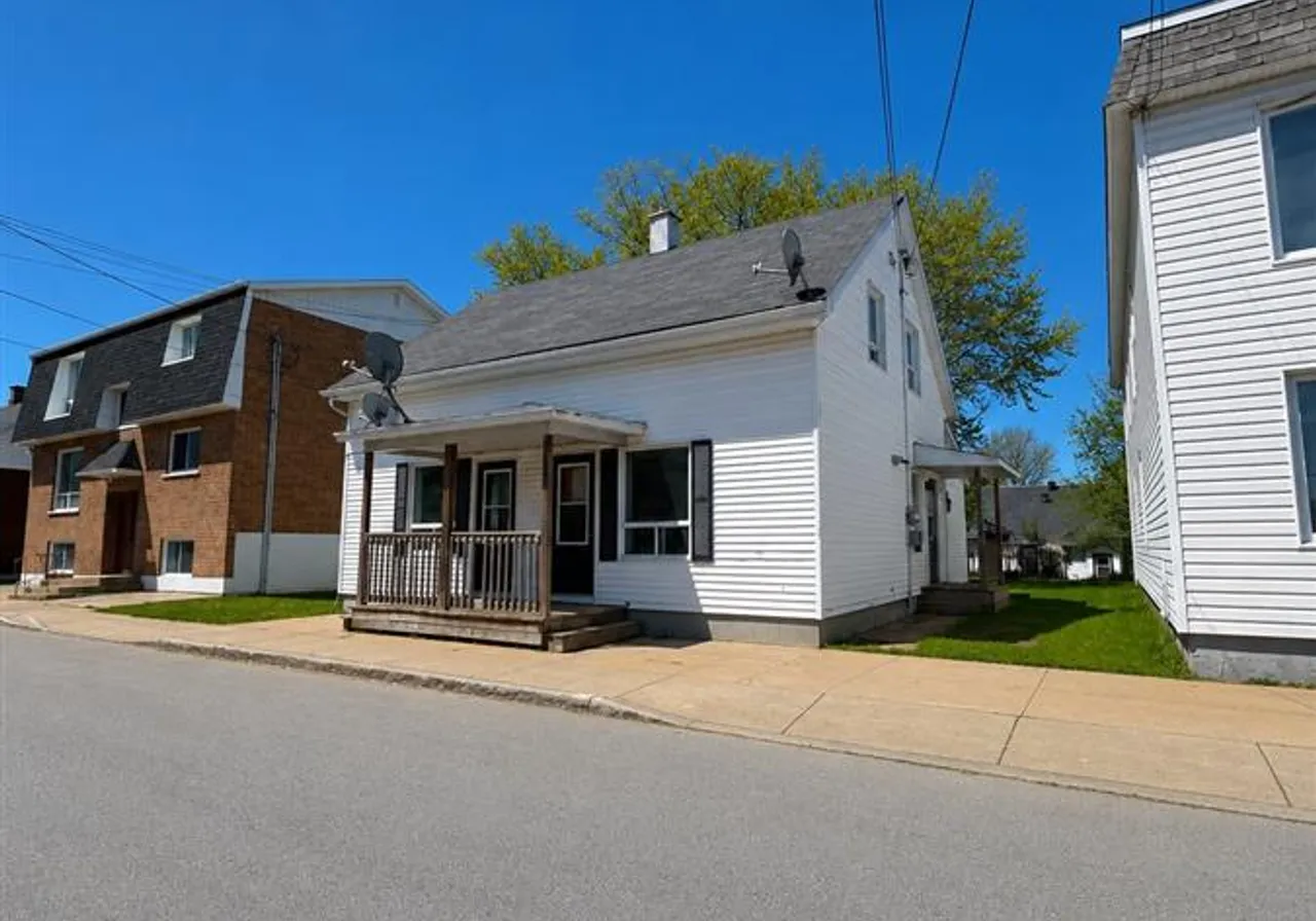 510-512 Av. Robert-Boulanger — photo 3